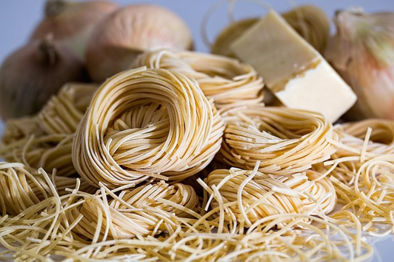 paste cu sos carbonara